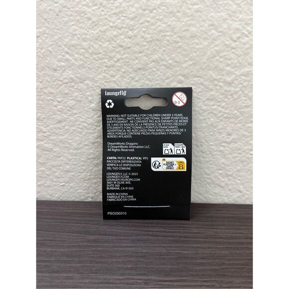 Loungefly DreamWorks How to Train Your Dragon Toothless Fish Enamel Pin - Picture 2 of 2